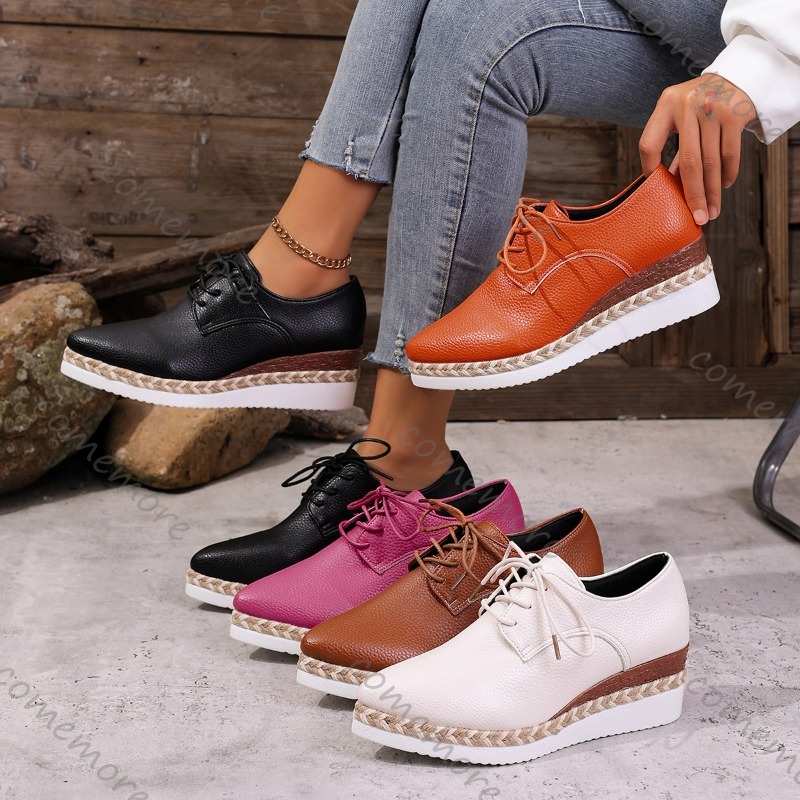 Leather Lace-Up Women's Wedge  - огляд і ціна Oxford Lace Up Women